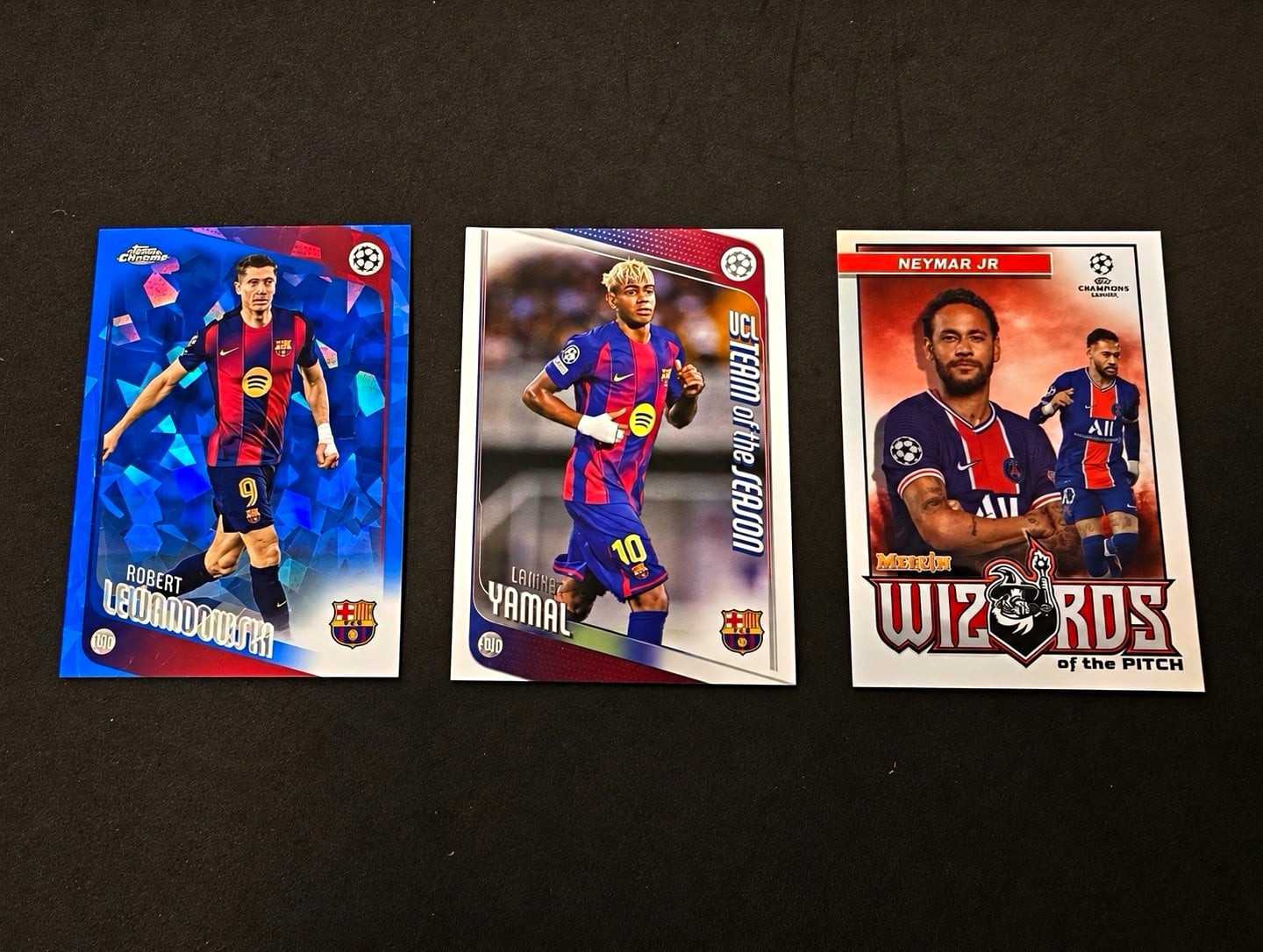 🔥HUGE 🔥3 Card soccer lot - Lewandowski | Yamal | Neymar